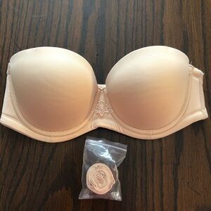 Elegant Strapless Cream Bra